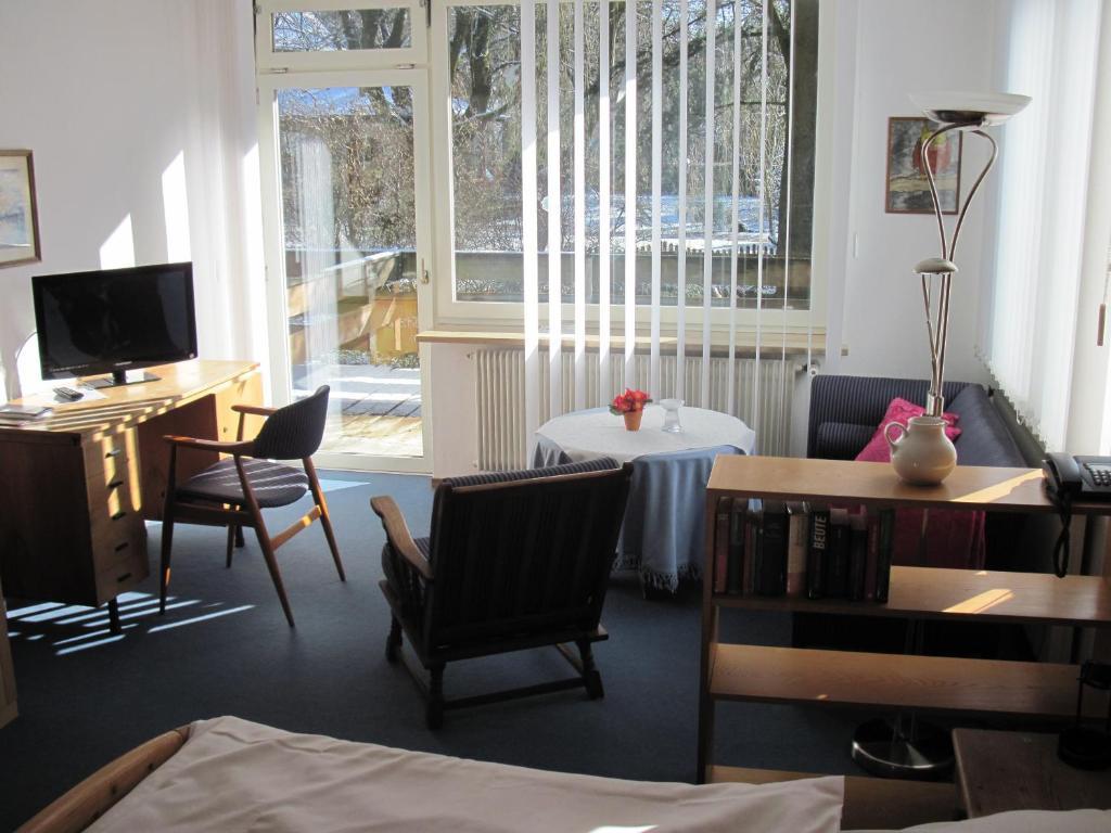 Hotel-Cafe "Schauinsland" Horn-Bad Meinberg Pokoj fotografie