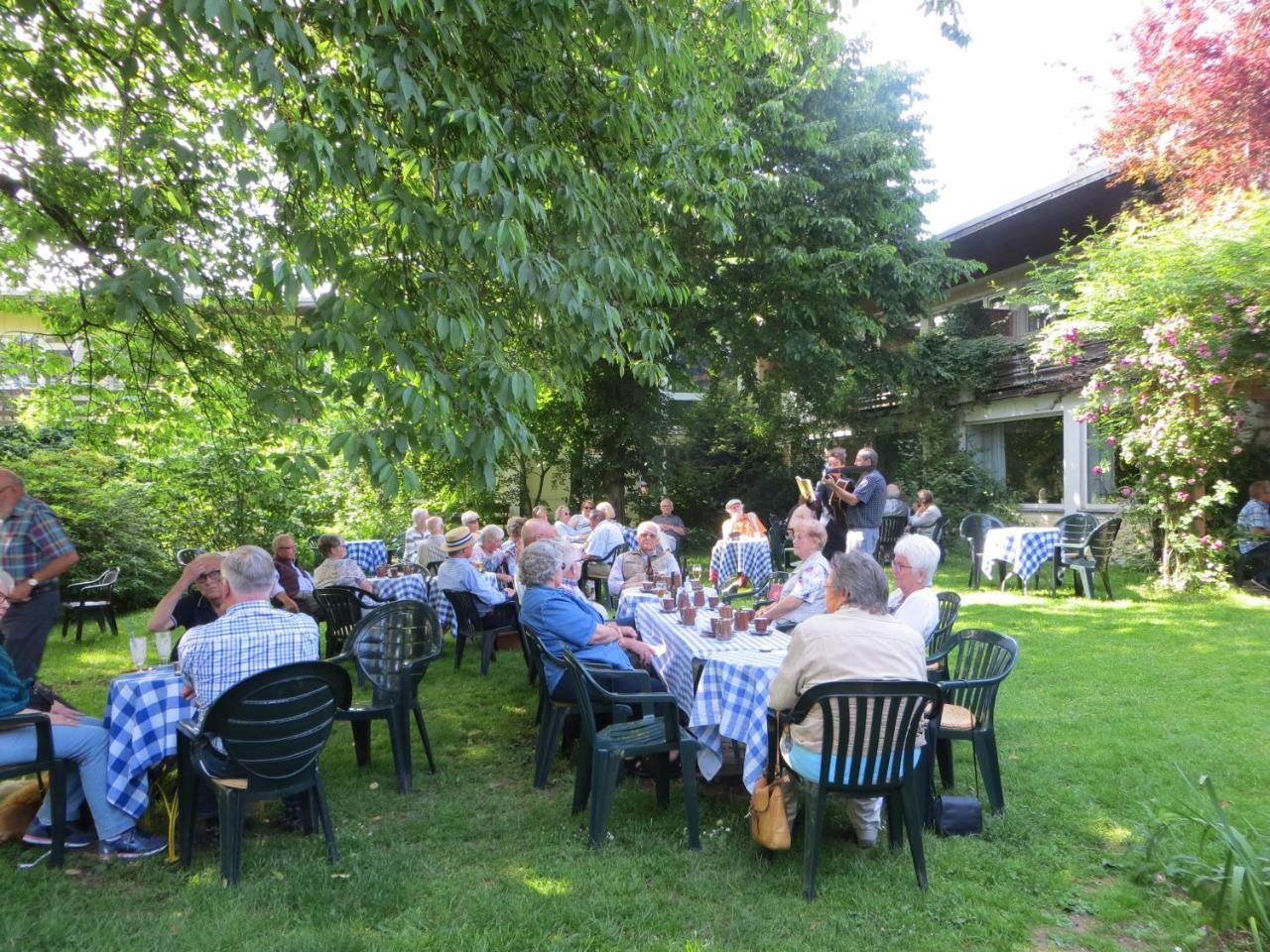 Hotel-Cafe "Schauinsland" Horn-Bad Meinberg Exteriér fotografie